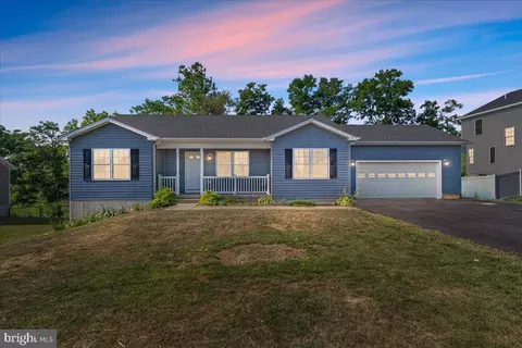 224 Hannah Ln, Bunker Hill, WV 25413