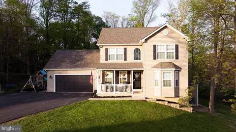 385 Paragon Dr, Inwood, WV 25428