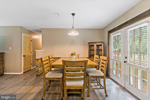 Dining - 39 Ripple Way, Falling Waters, WV 25419 photo 2 of 2