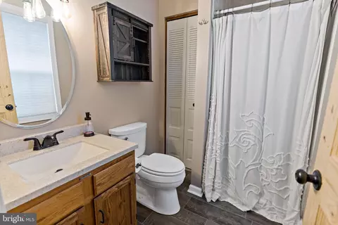 Bath - 39 Ripple Way, Falling Waters, WV 25419 photo 1 of 2