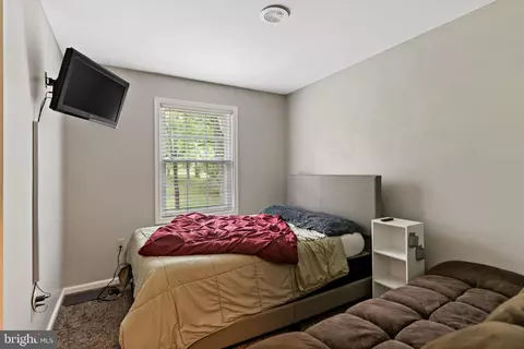 Bedroom - 39 Ripple Way, Falling Waters, WV 25419 photo 4 of 4