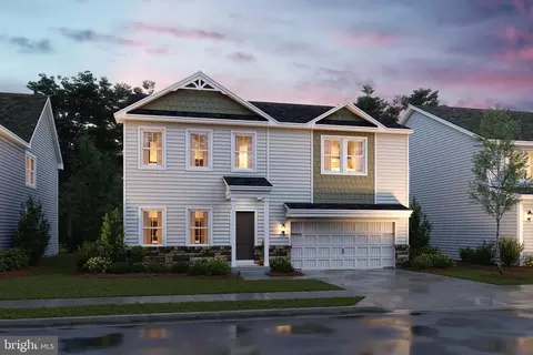 94 Salute Cir, Martinsburg, WV 25405