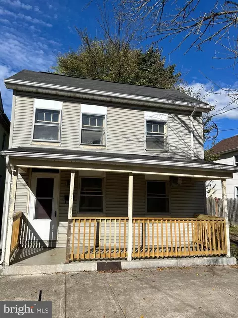 414 W Martin St, Martinsburg, WV 25401