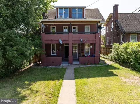 608 S 610 S Queen St, Martinsburg, WV 25401