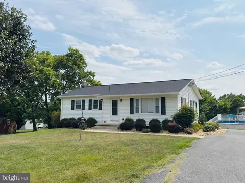 108 Mortar Dr, Inwood, WV 25428