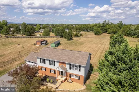 243 Montana Ct, Bunker Hill, WV 25413