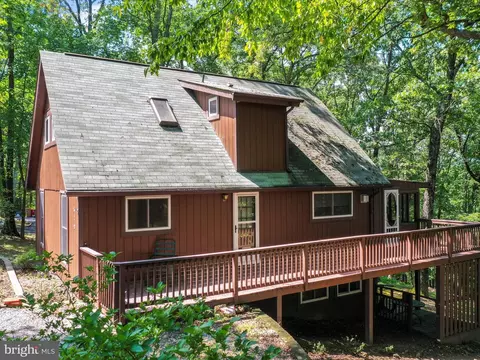 572 Atwood Dr, Gerrardstown, WV 25420
