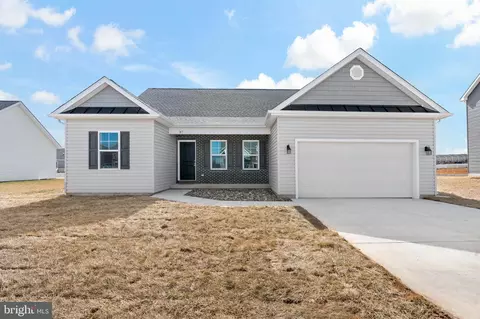 87 Santiago Cir, Martinsburg, WV 25403