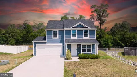 69 Invasion Ct, Bunker Hill, WV 25413