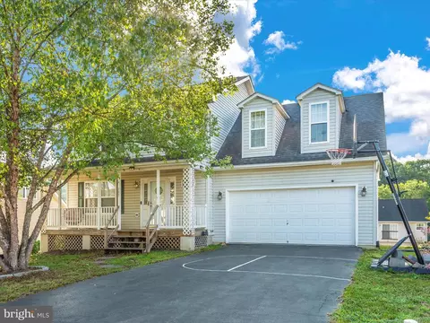 197 Whirlwind Dr, Martinsburg, WV 25404