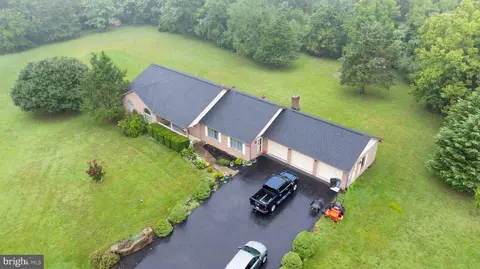 473 Ashton Dr, Falling Waters, WV 25419 photo 8