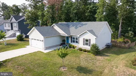 211 Catch Release Ct, Inwood, WV 25428