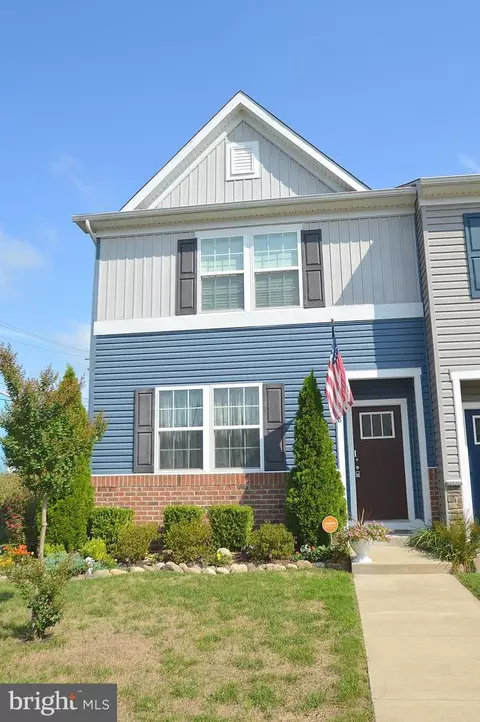 308 Magellan Dr, Martinsburg, WV 25404