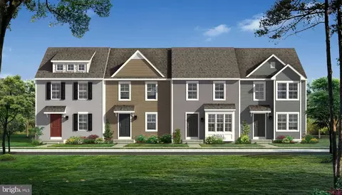 41 Scrub Pine Ct, Bunker Hill, WV 25413