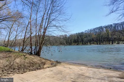 59 Gauley River Path, Falling Waters, WV 25419 photo 43