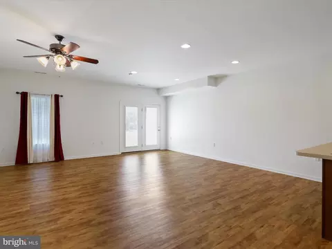 40 Cavendish Way, Falling Waters, WV 25419 photo 6