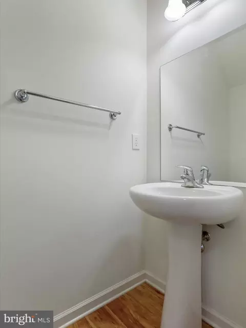 40 Cavendish Way, Falling Waters, WV 25419 photo 5