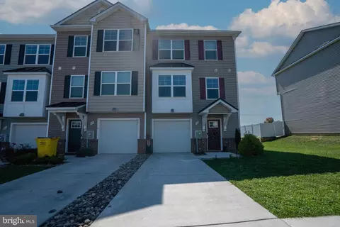 103 Carnes Way, Martinsburg, WV 25403