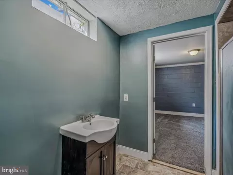 Bath - 122 Vision Ln, Falling Waters, WV 25419 photo 3 of 3