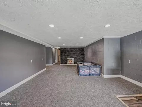 Living - 122 Vision Ln, Falling Waters, WV 25419 photo 10 of 10
