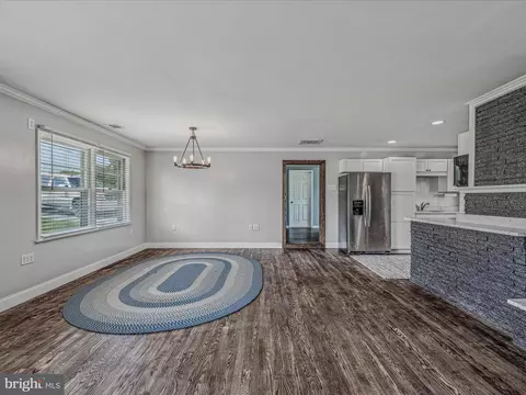 Living - 122 Vision Ln, Falling Waters, WV 25419 photo 5 of 10