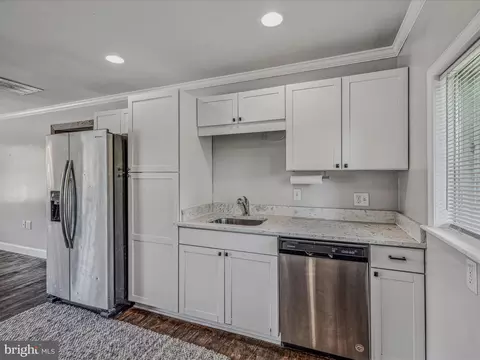 Kitchen - 122 Vision Ln, Falling Waters, WV 25419 photo 2 of 3