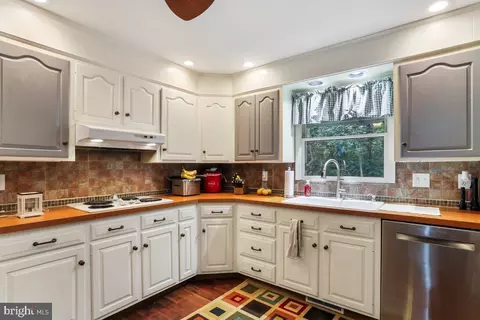 Kitchen - 314 Ashton Dr, Falling Waters, WV 25419 photo 1 of 1
