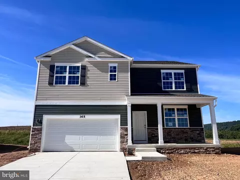 165 Orpington Dr, Martinsburg, WV 25403