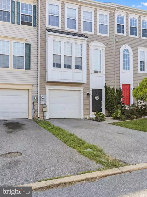 35 Globe St, Martinsburg, WV 25404