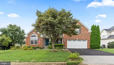 35 Roxie Mae Dr, Bunker Hill, WV 25413