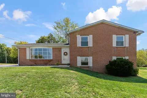 432 Regency Dr, Falling Waters, WV 25419 photo 10