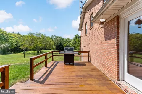 432 Regency Dr, Falling Waters, WV 25419 photo 13