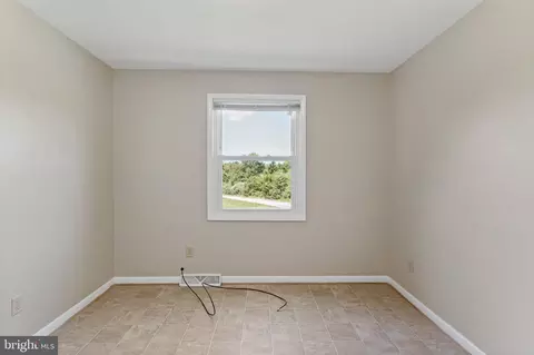 432 Regency Dr, Falling Waters, WV 25419 photo 28