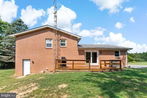 432 Regency Dr, Falling Waters, WV 25419 photo 12