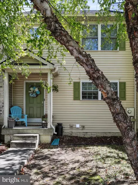 62 Effie Ln, Martinsburg, WV 25404