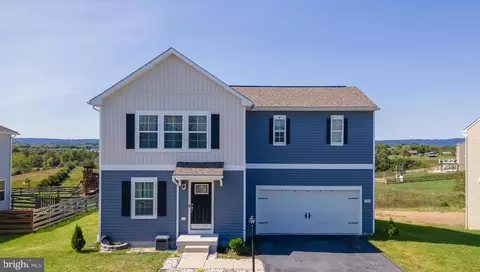 124 Muscovoy Dr, Bunker Hill, WV 25413