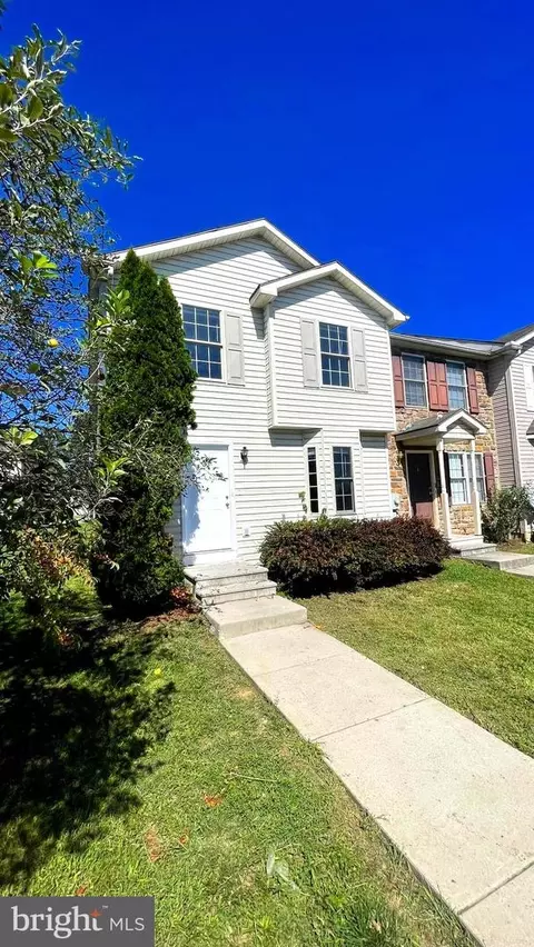 33 Ephesians Ct, Inwood, WV 25428