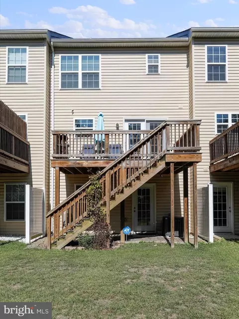 Exterior - 53 Savage Ct, Falling Waters, WV 25419 photo 10 of 17