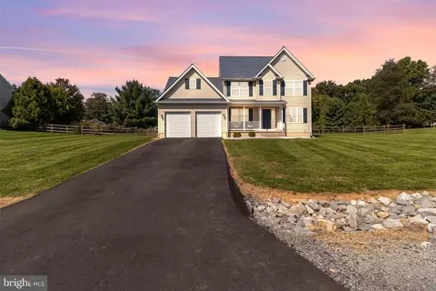 627 Braeburn Dr, Martinsburg, WV 25403