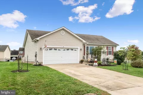 227 Tather Dr, Martinsburg, WV 25405