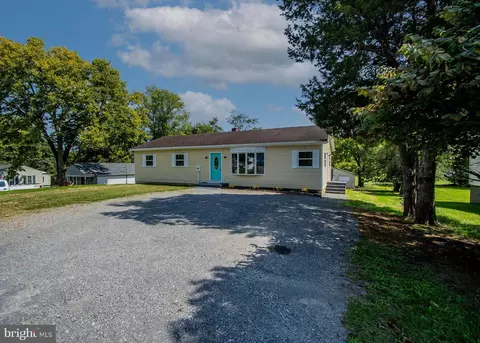264 Brookdale Ave, Martinsburg, WV 25401