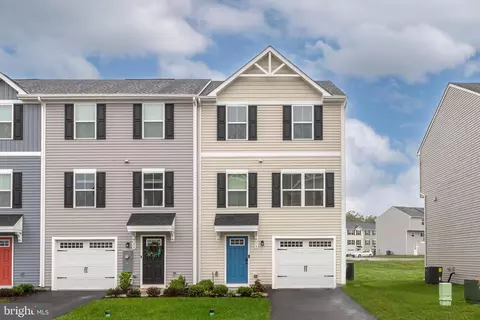 76 Tadpole Landing Rd, Inwood, WV 25428