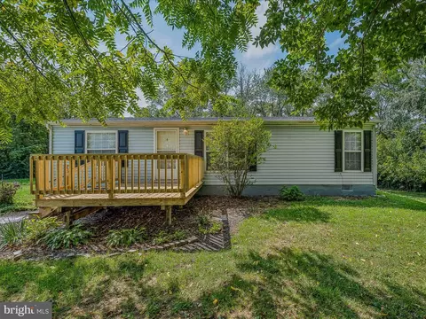 303 Trimble Ave, Martinsburg, WV 25404
