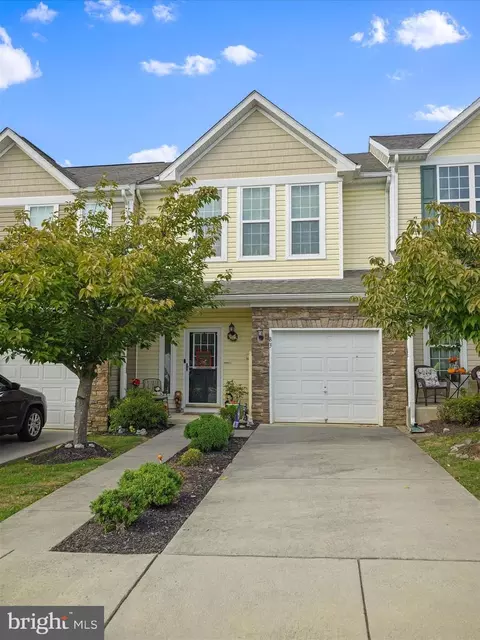 83 Ran Rue Dr, Martinsburg, WV 25403
