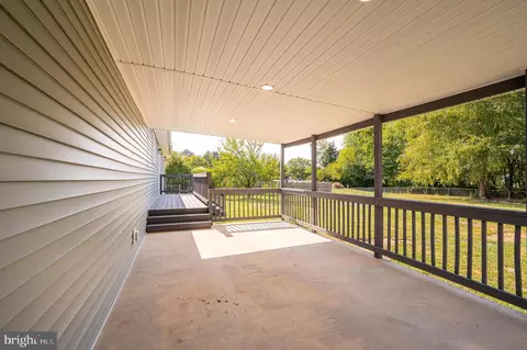 Exterior - 41 Muse St, Falling Waters, WV 25419 photo 7 of 10
