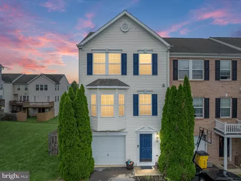55 Quartz Rd, Martinsburg, WV 25404