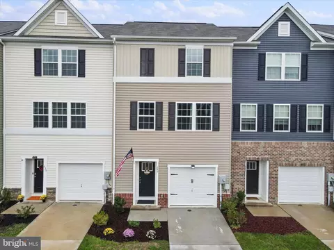 243 Drexel Ct, Martinsburg, WV 25404