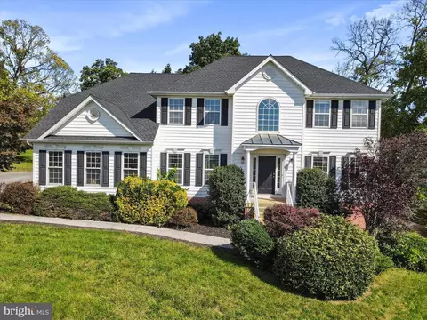92 Halifax Ct, Martinsburg, WV 25403