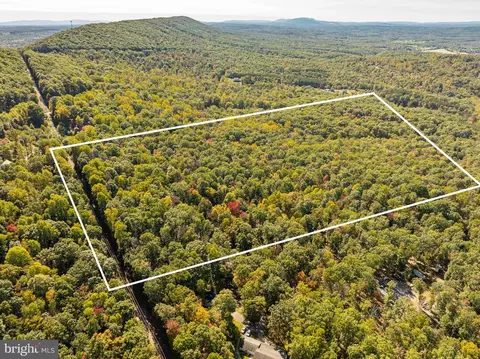 Buck Hill Rd, Gerrardstown, WV 25420