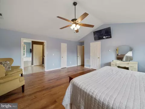 337 Drewery Ln, Falling Waters, WV 25419 photo 22
